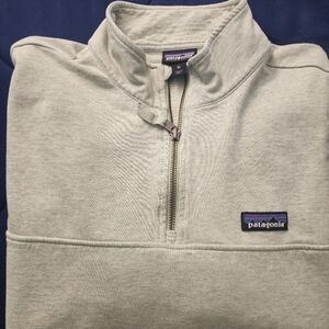 Patagonia Women's Light Sage Green Quarter-Zip Sweatshirt